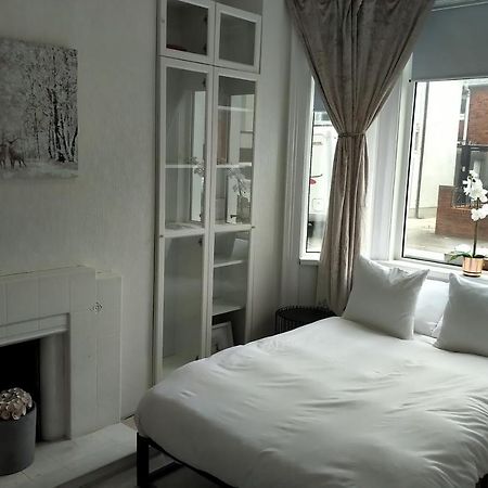شقة بلفاست  في Aunty Katie'S House, Ni Tourist Board Certified With Free Continental Breakfast المظهر الخارجي الصورة