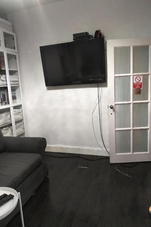 شقة بلفاست  في Aunty Katie'S House, Ni Tourist Board Certified With Free Continental Breakfast المظهر الخارجي الصورة